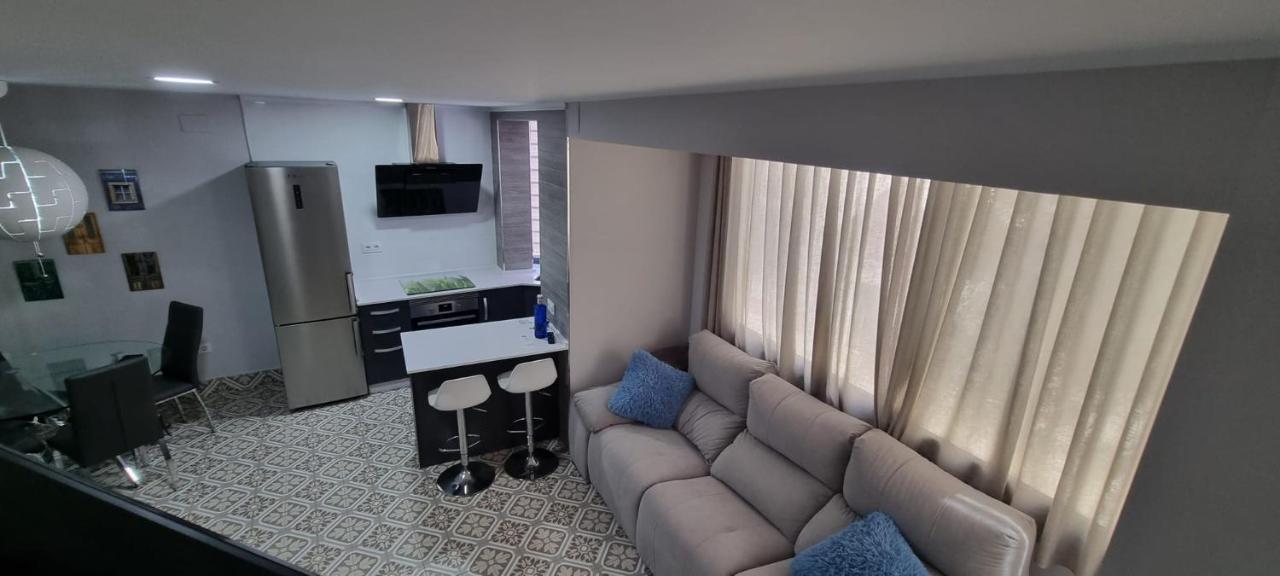 Virrey Del Pino - Apartamento En Баэна Экстерьер фото